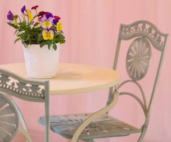 The Olive Garden Апартаменты