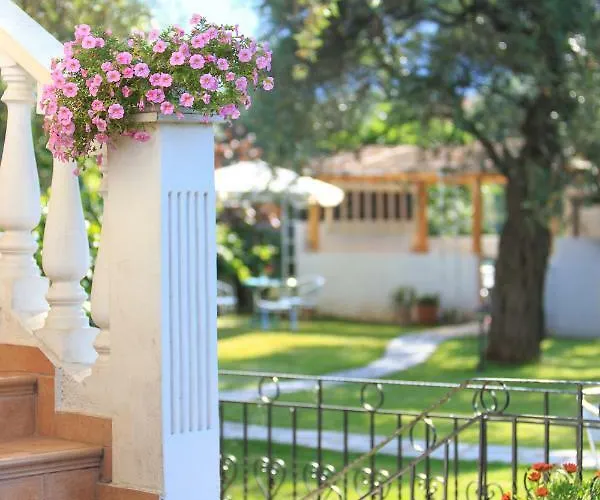 Apartament The Olive Garden Limenas (Thasos)